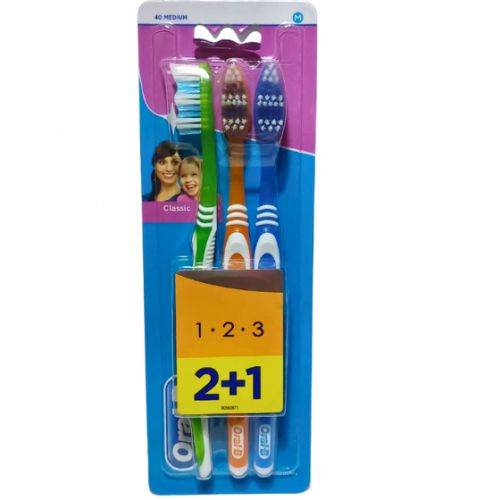 ORAL-B | فرشة اسنان أورال بي كلاسيك متوسطة 2 + 1