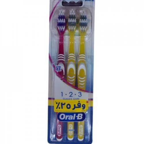 ORAL-B | فرشاة أسنان اورال بي كلاسيك وسط 2+1