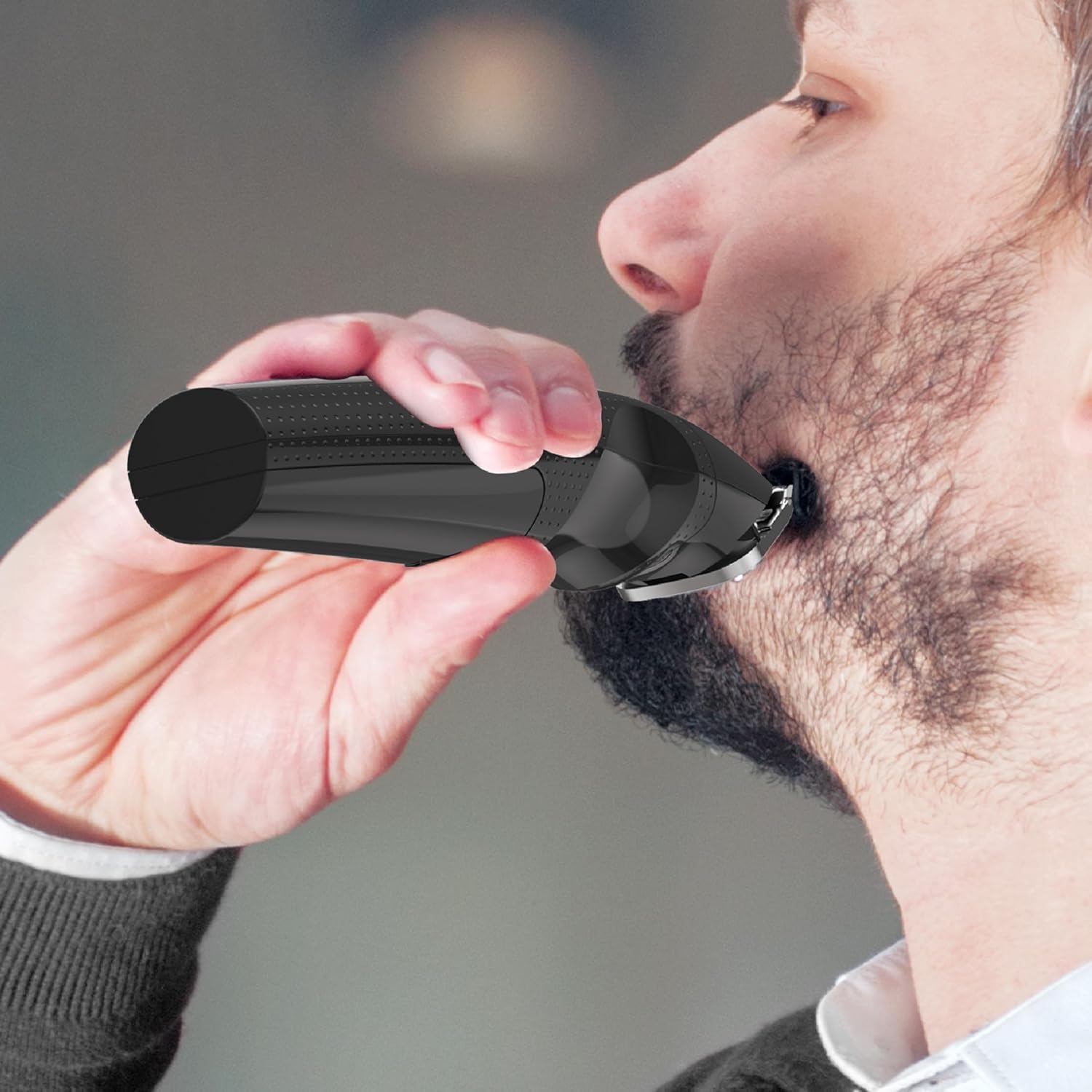 Wahl | ماكينة الحلاقة واللحية والرأس القابلة لإعادة الشحن 3 في 1 من وال،، 017-09685 , (ضمان لمدة عامين).